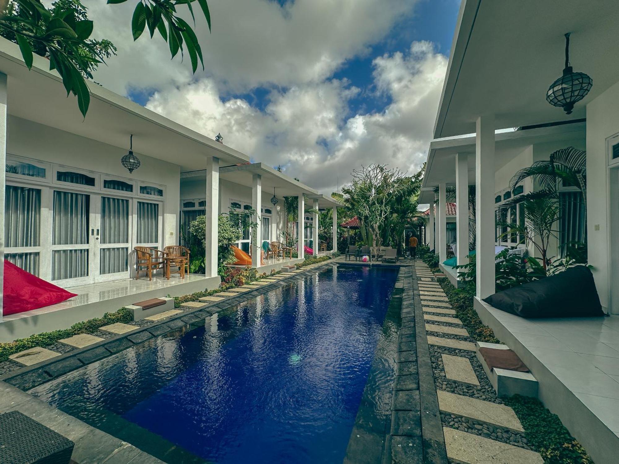 Bali Stuti Jimbaran Inn Kültér fotó