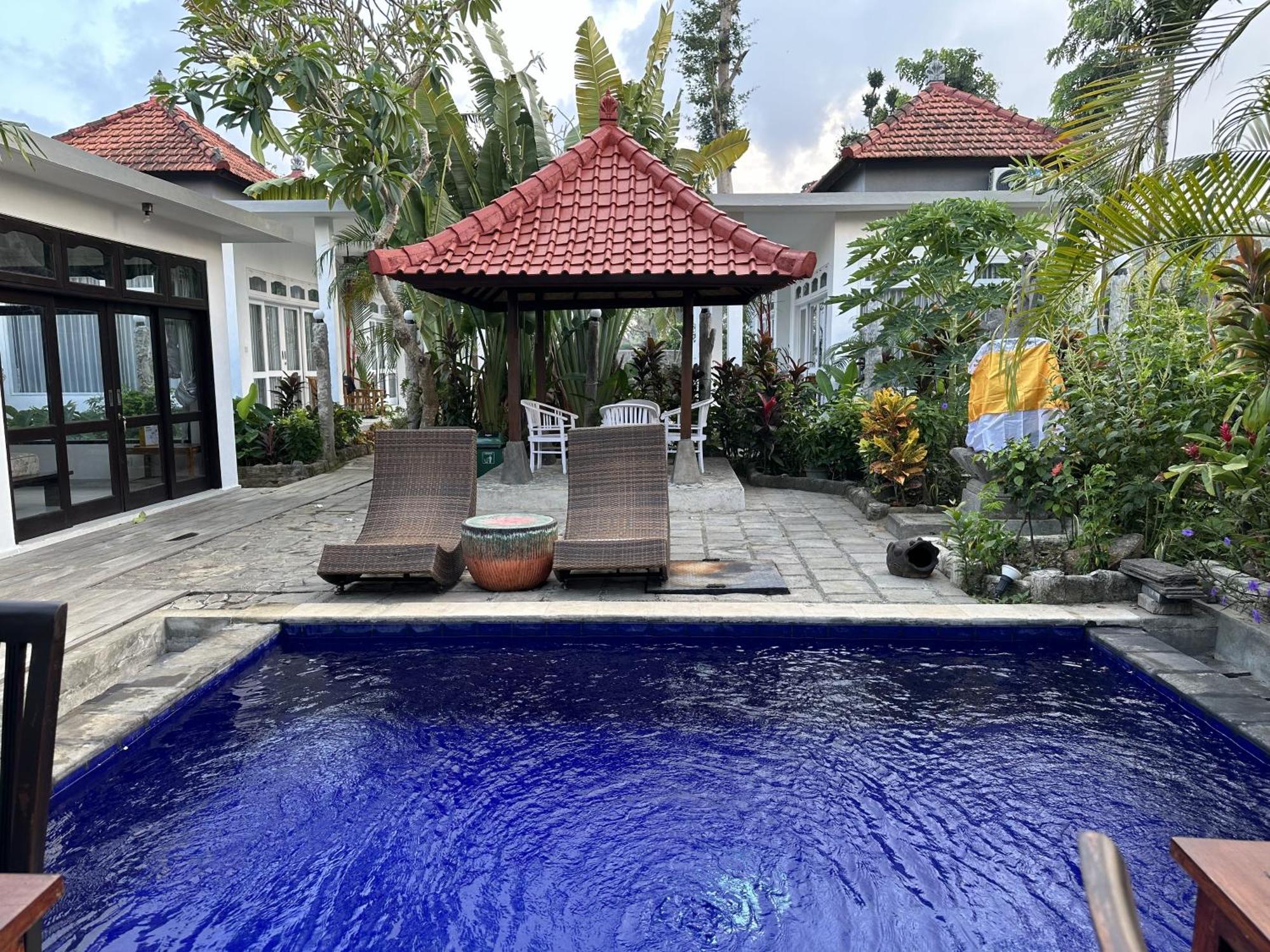 Bali Stuti Jimbaran Inn Kültér fotó